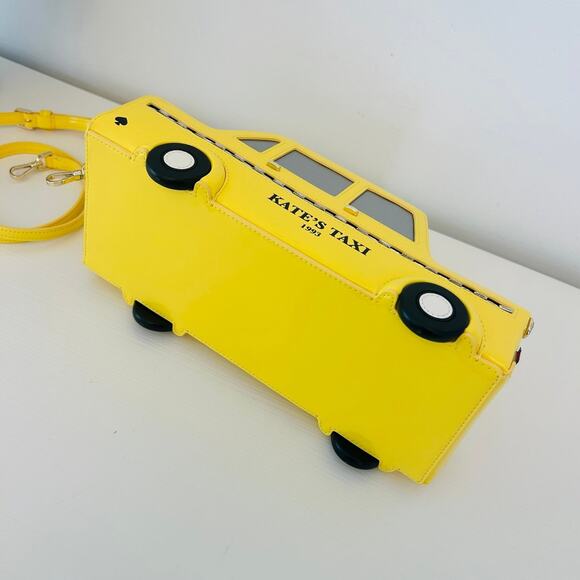 Kate Spade Purse NYC Big Apple 3D Taxi Crossbody Bag - Picture 6 of 12